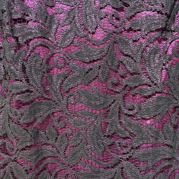 💋 NWT Jax STUNNING Purple/Black Lace Shortsleeved Midi Dress Size 4 - Picture 11 of 15